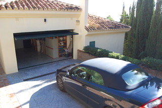 HERRLICHE VILLA IN CERCADO DE CALDERÓN MIT MEERBLICK, GARTEN UND POOL