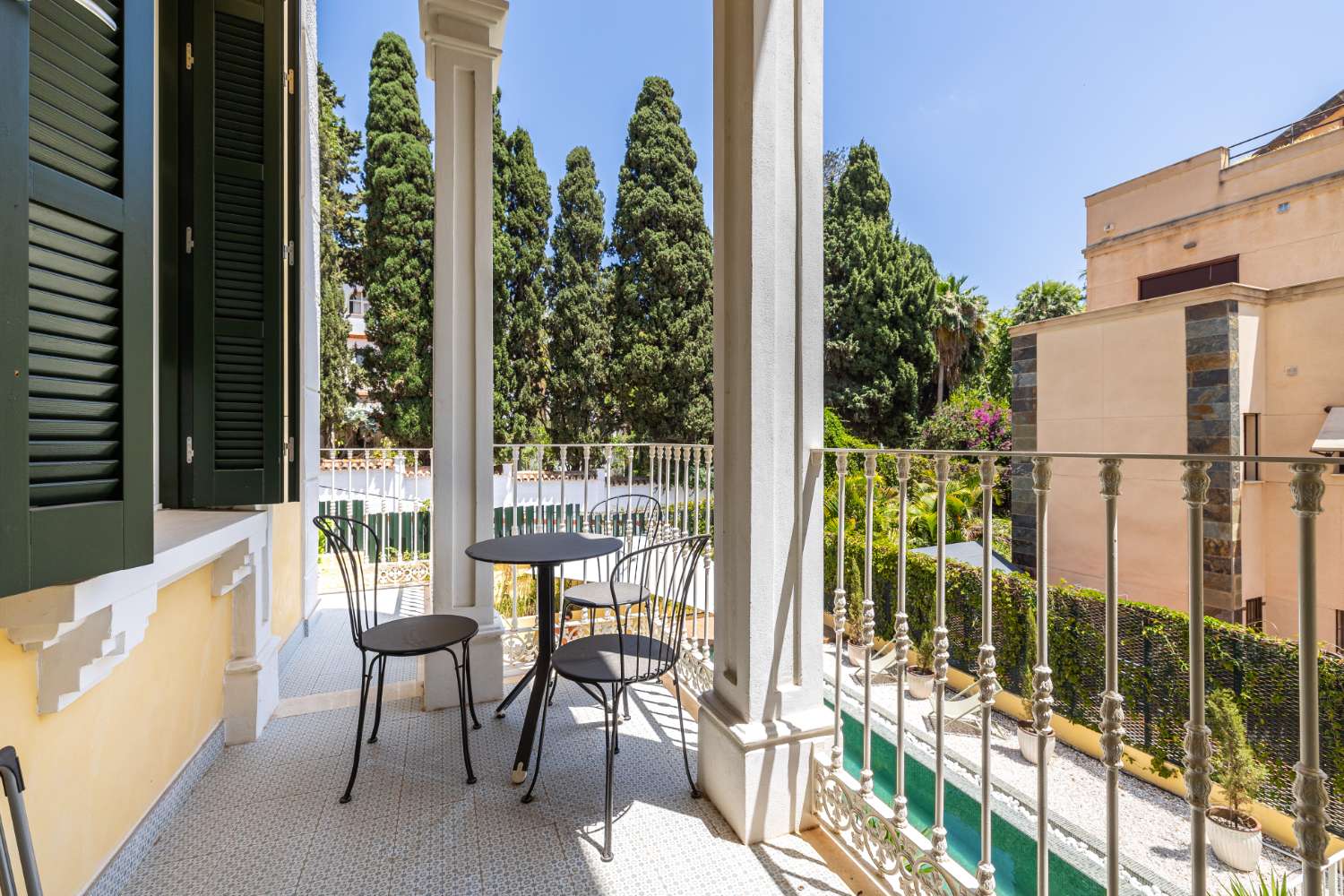 LUXE APPARTEMENT IN EEN HISTORISCH GEBOUW IN HET HART VAN EL LIMONAR